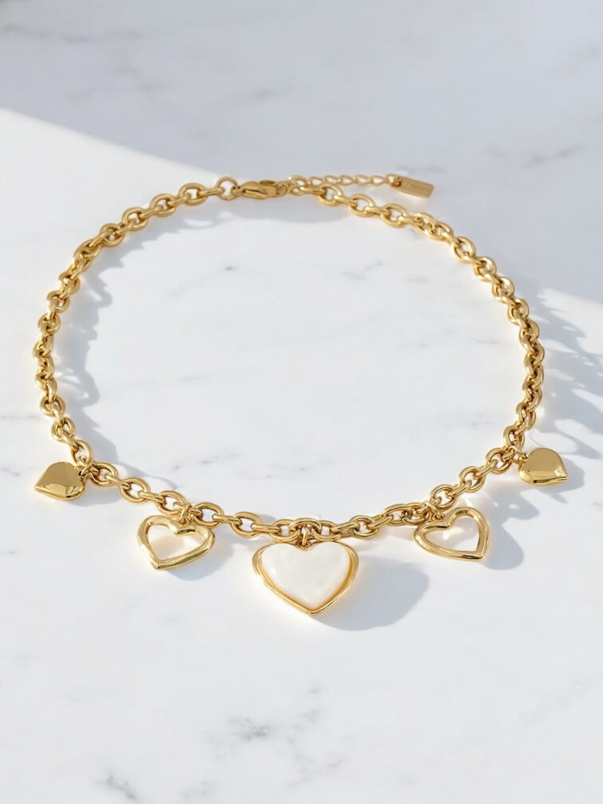 Collier AMORA