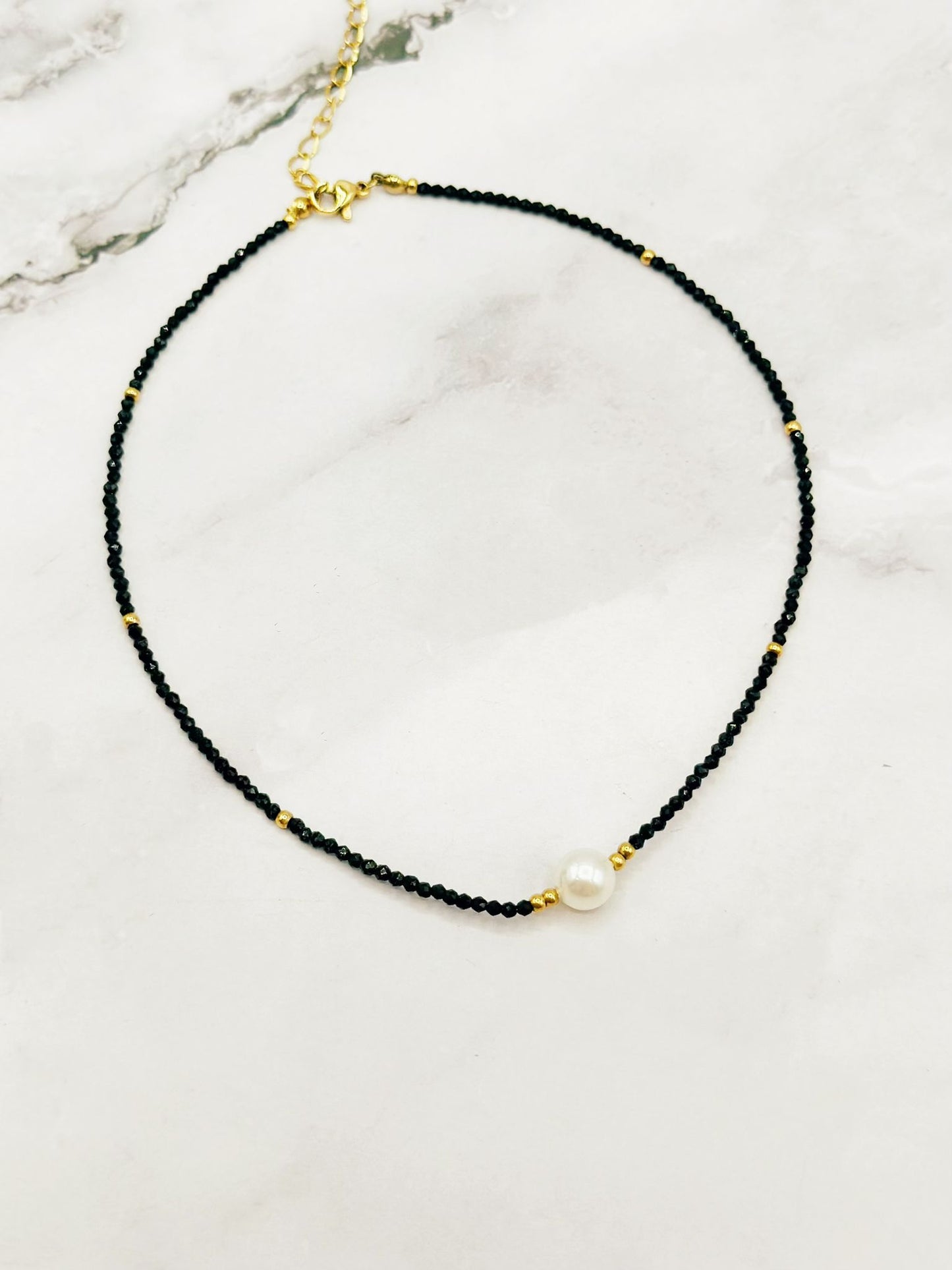 Collier Ras de cou PERLA