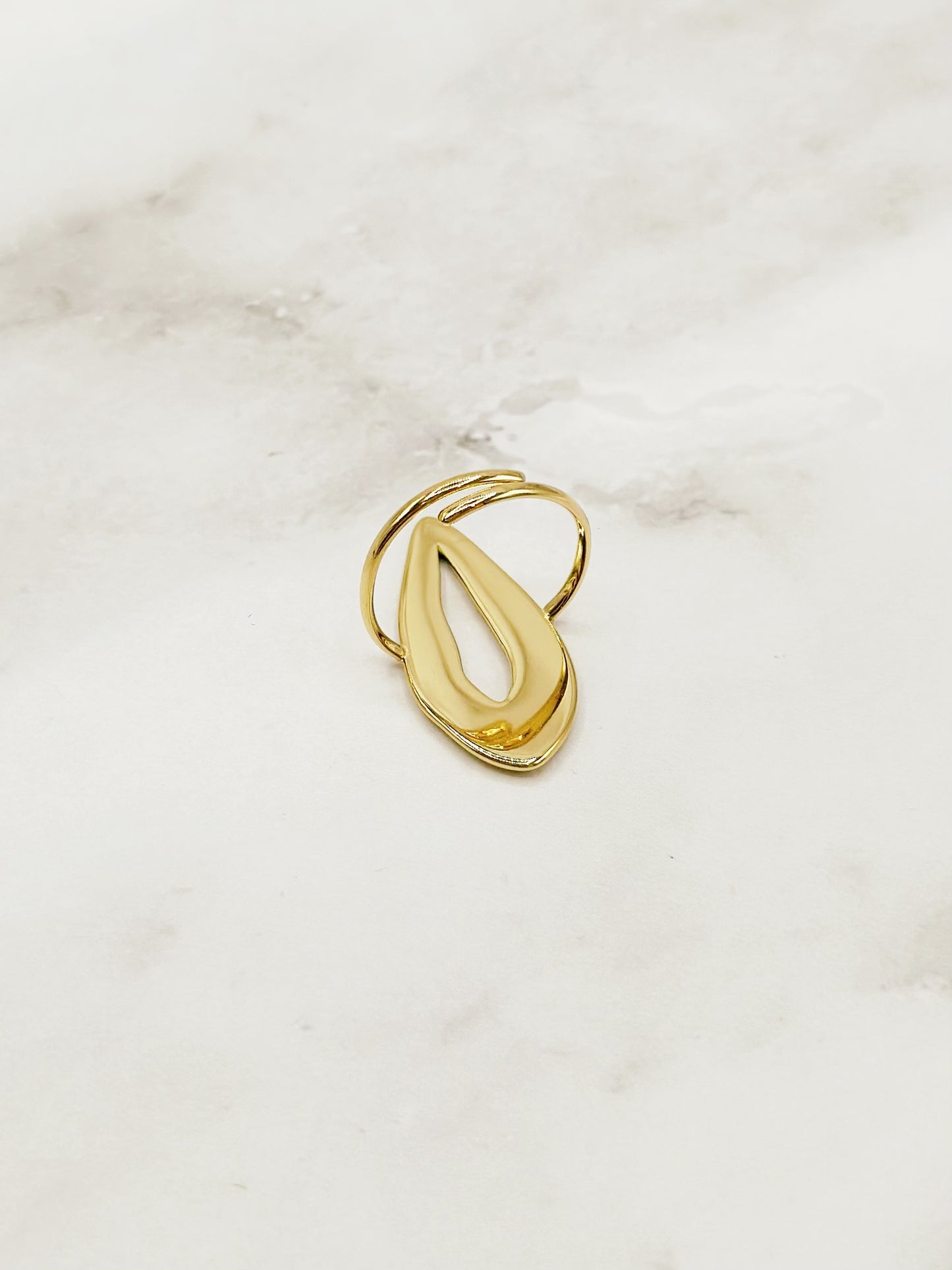 Bague FEMINISTE