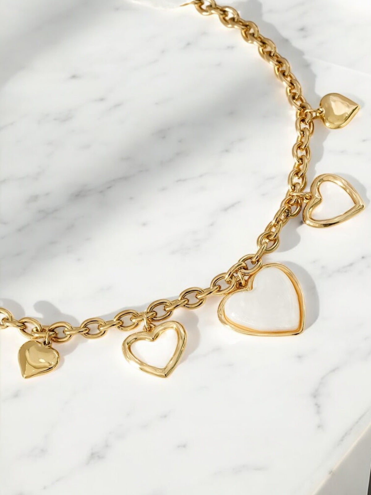 Collier AMORA